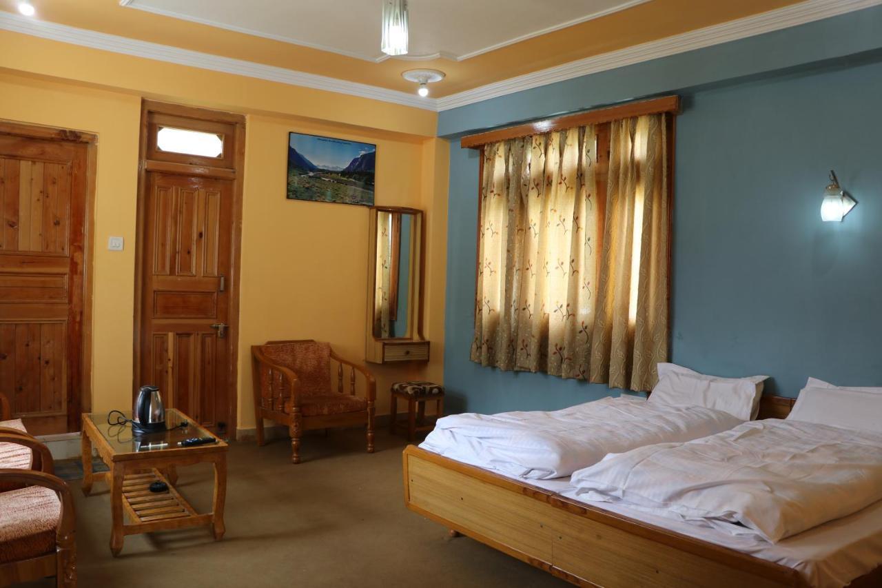 Hotel Mount Kailash Sangla Екстер'єр фото